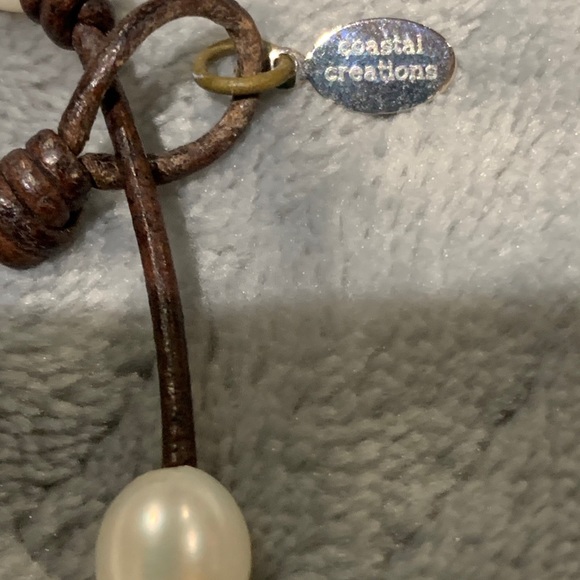 Illusion Pearl Necklace - Picture 4 of 7